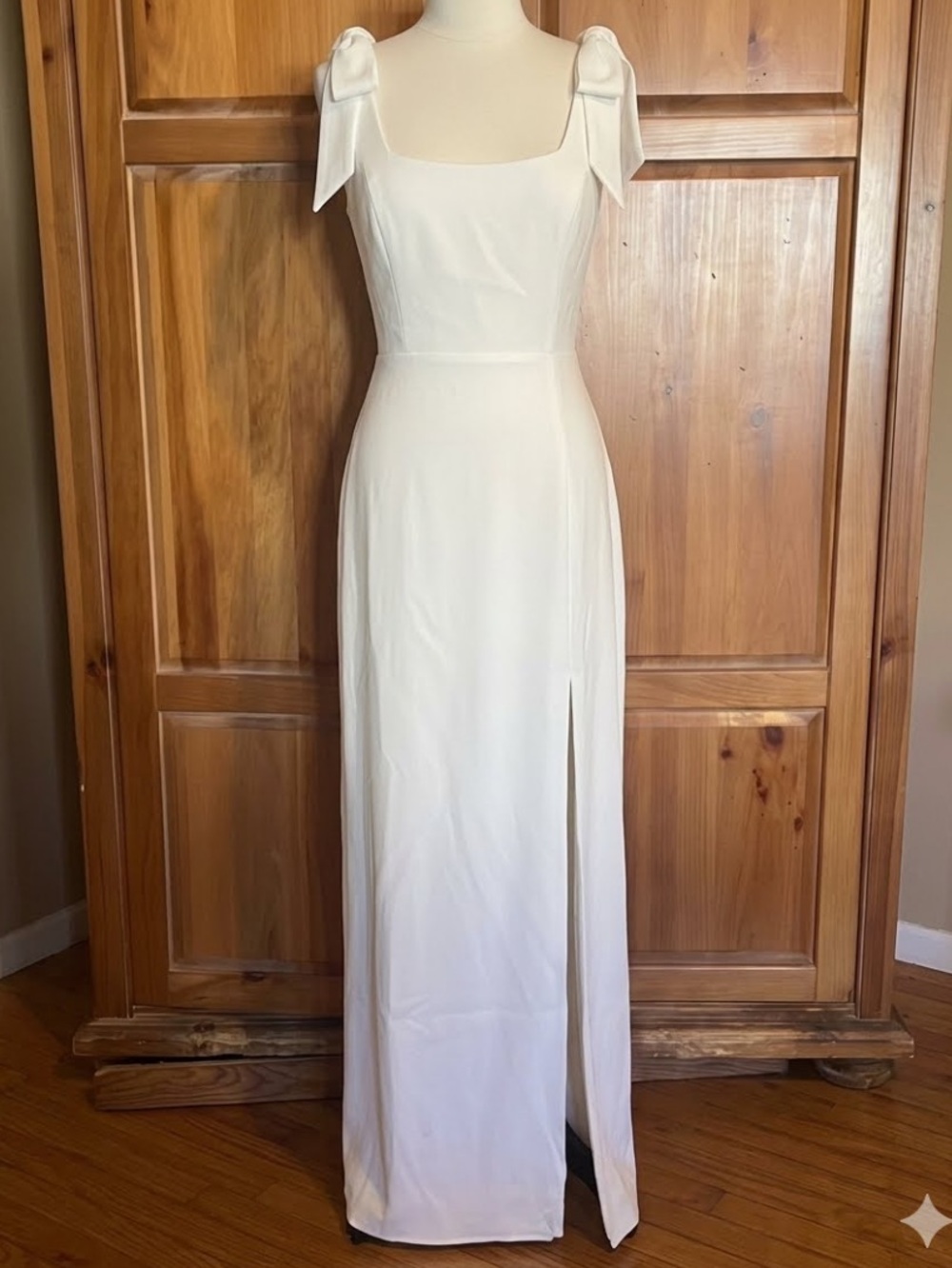 New Lulus  Sweetie Elegant White Bridal Gown with Bow-Strap Thigh Slit Sz Medium - Picture 11 of 13